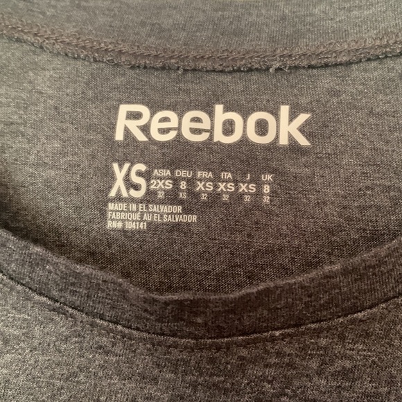 3 Reebok Workout tees - Picture 7 of 14